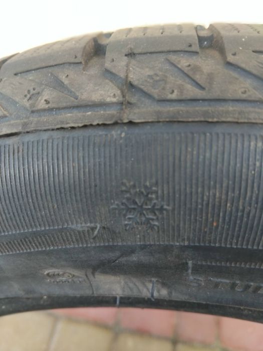 Продам комплект зимових шин Grenlander (195/55/R16)