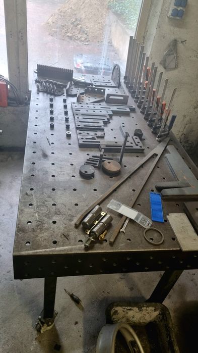Stół spawalniczy 2000x1000 x200 system 16 mm siatka 100x100 Komplet