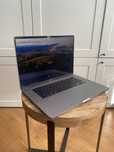 MacBook Pro 16" i9 2,4 8-Core 32Gb/2TB/Radeon5500m