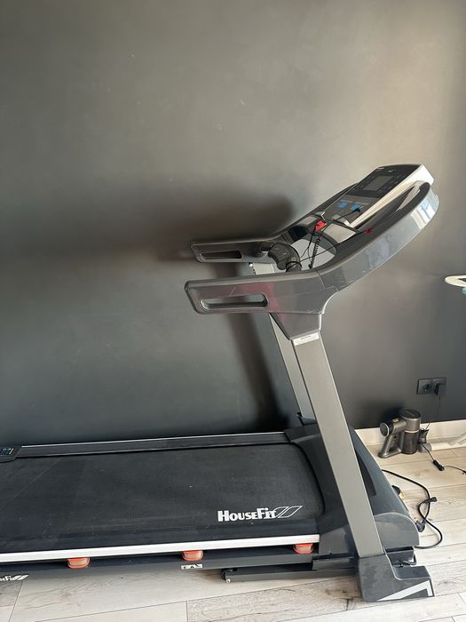 Бігова доріжка Housefit HT 9168 HP