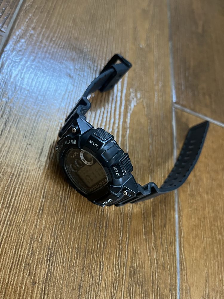 Relógio Casio NOVO W-735