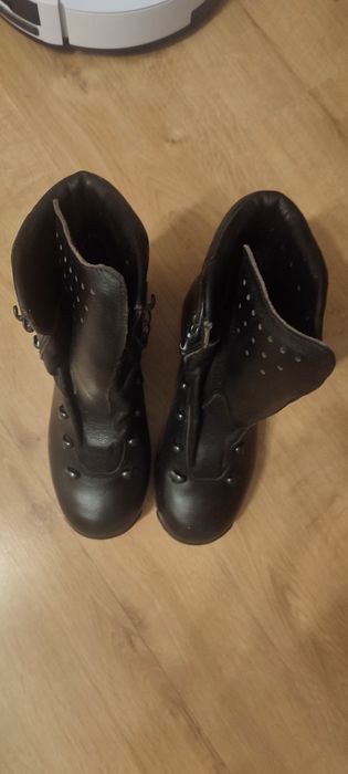 Buty zimowe wojskowe