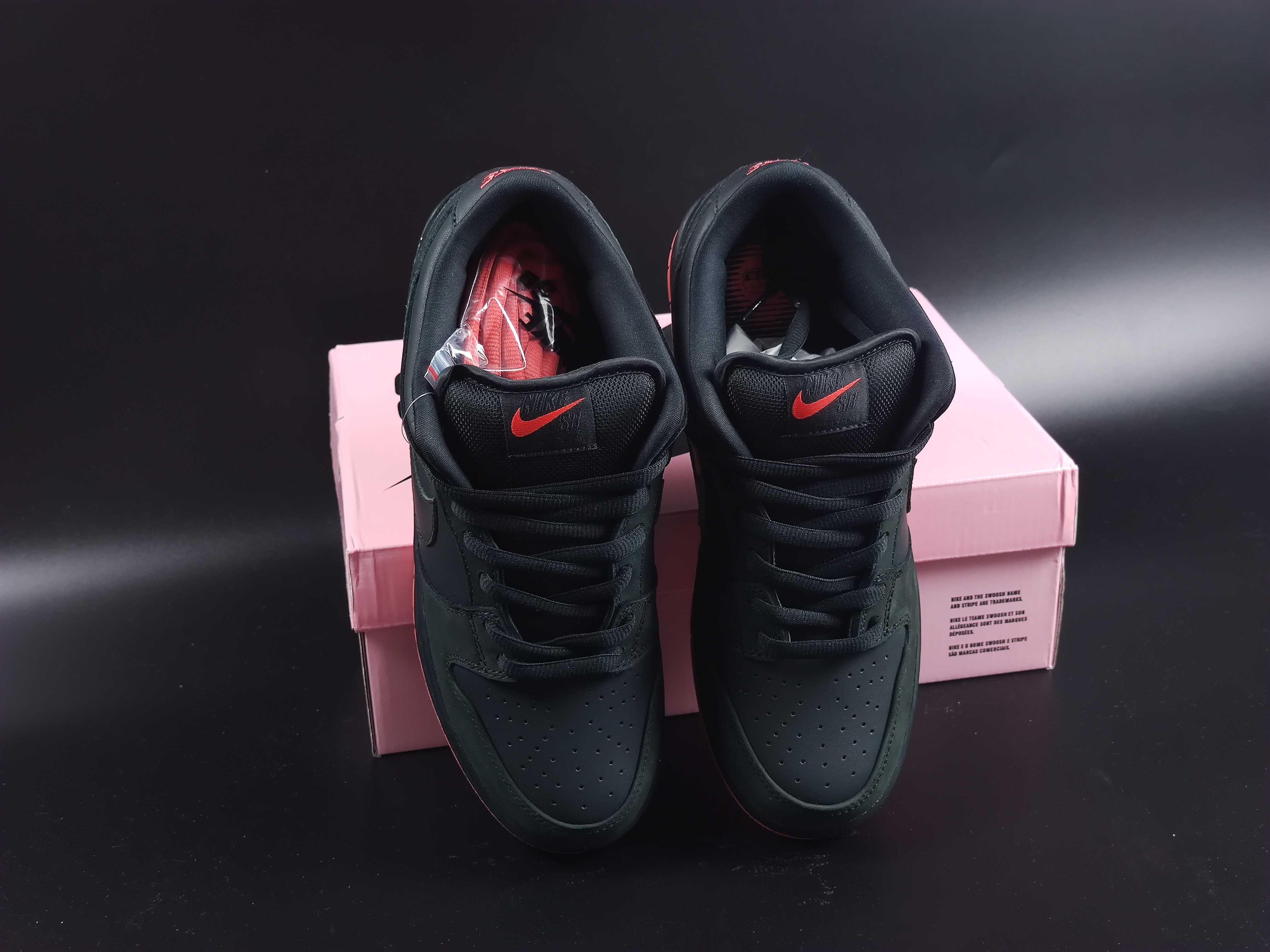 Nike SB Dunk Low Black Pigeon 883232-008 (42.5, 43, 44)