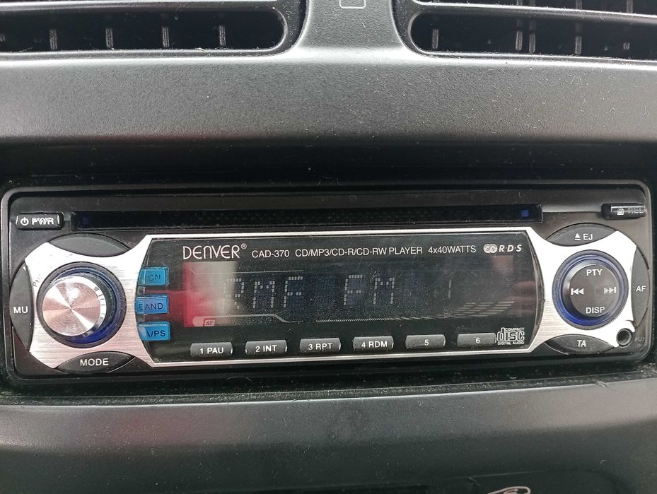 Radio samoch MP3 marki Denver