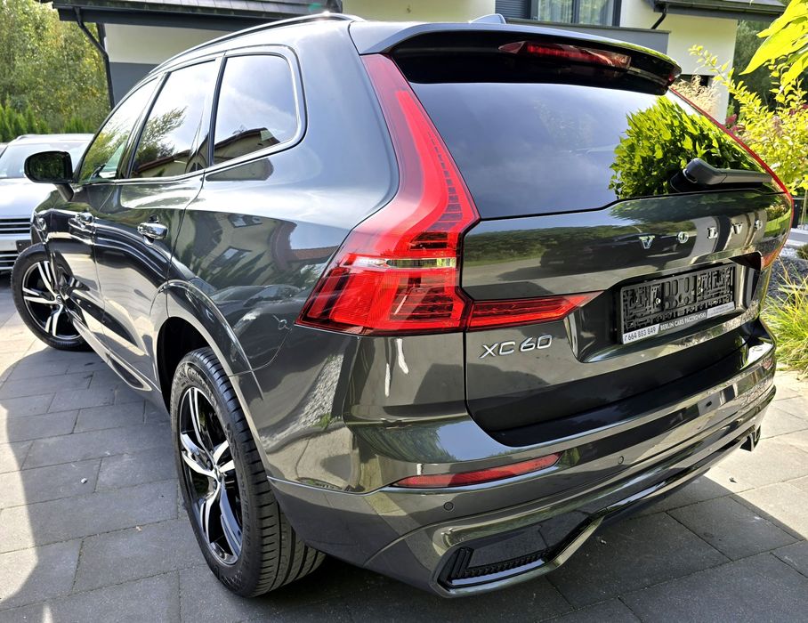Volvo XC 60 B4 2023r R-DESIGN DARK PLUS kamera asystent Z NIEMIEC