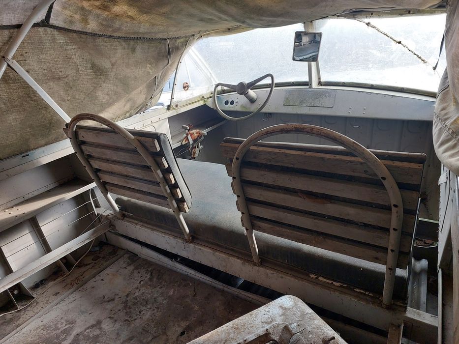 Продам моторный човен Прогресс 2