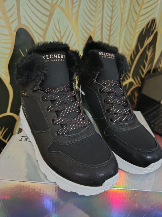 Skechers 35 36 сапоги ботінки демісезон євро зима теплі кросівки