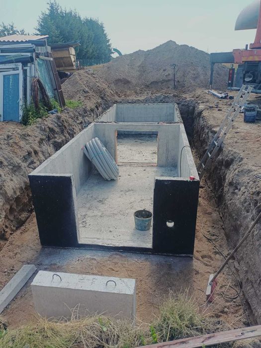 piwnica betonowa ogrodowa ziemianka B30W8 solidna szczelna schody tune