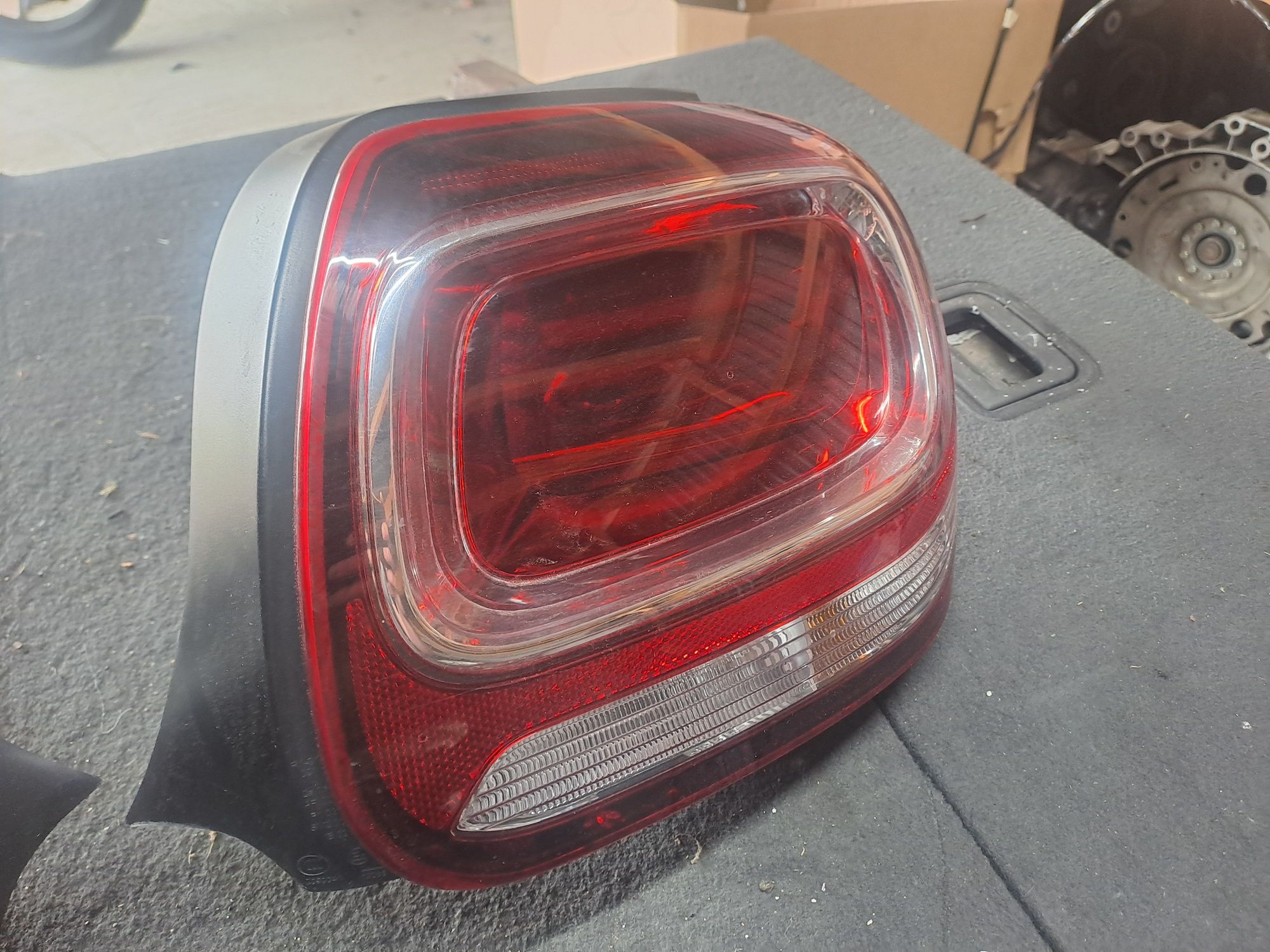 Lampa tył Citroen DS3 Lift LED prawa Lewa komplet EUROPA
