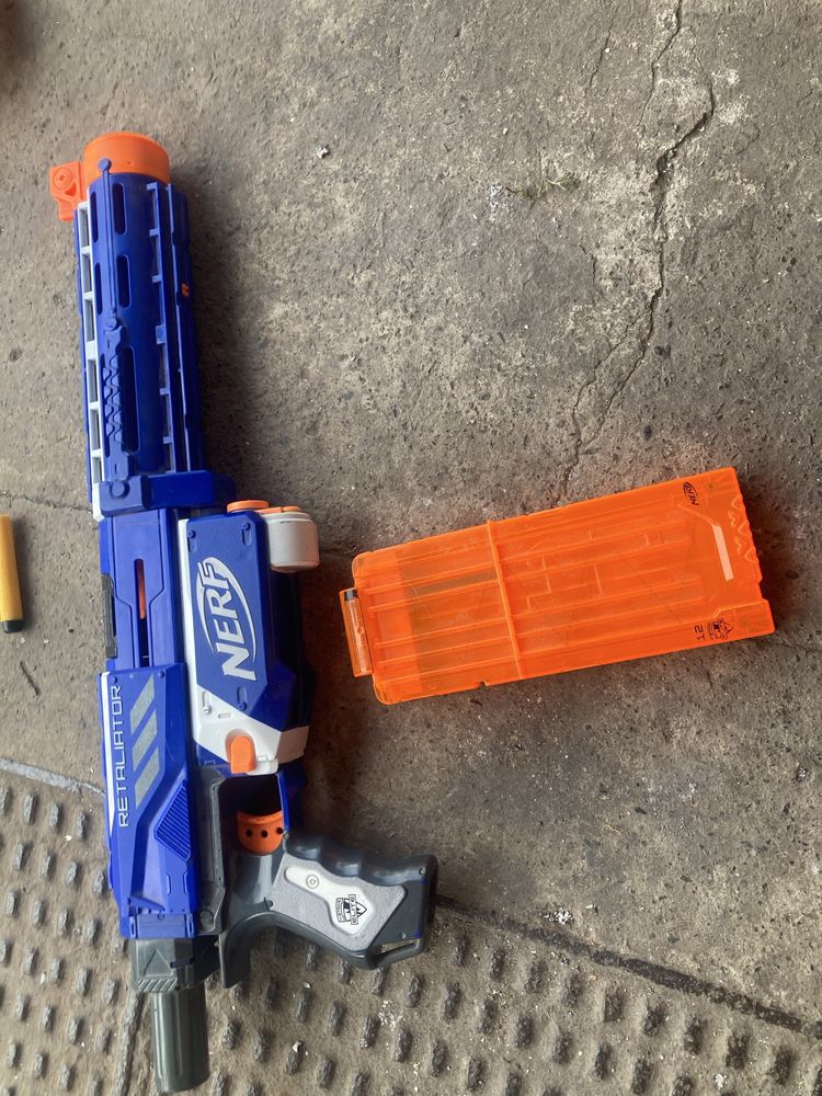 Бластеры Nerf одним лотом