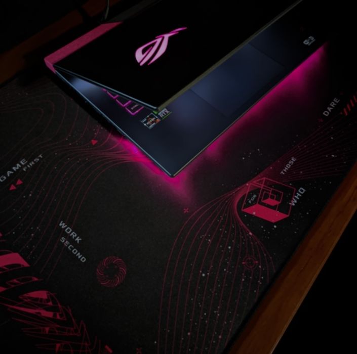 ASUS ROG Strix G15 ( Electro Punk + фірмовий килимок для миші )