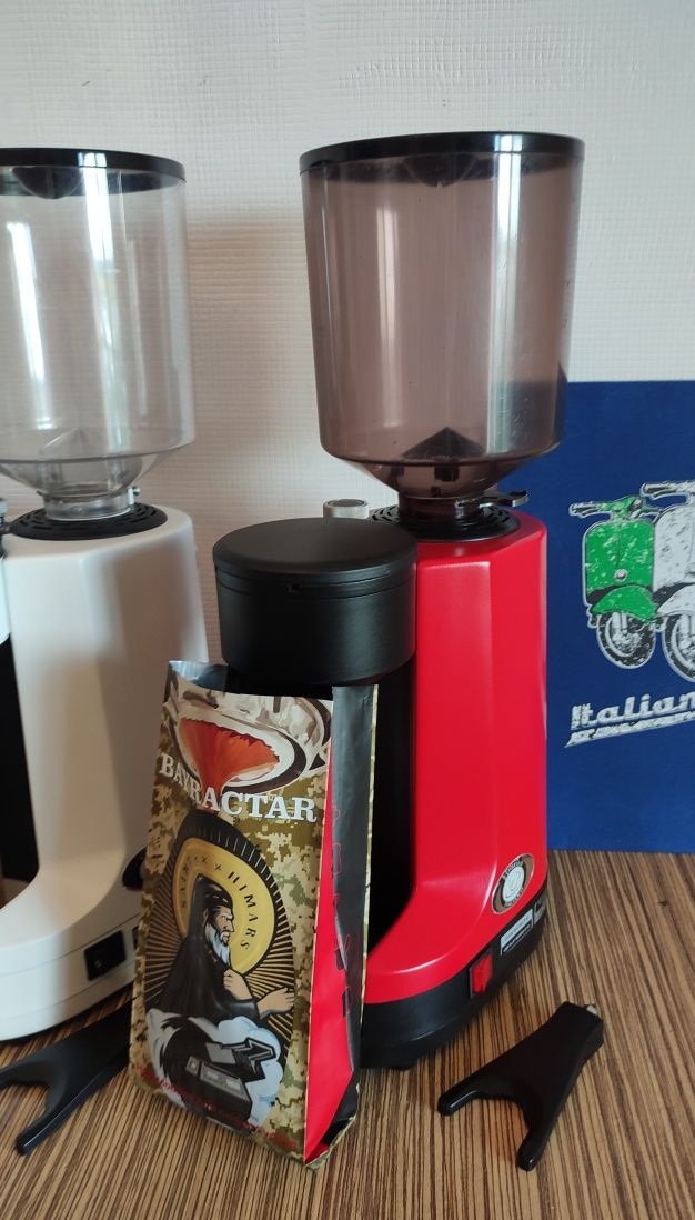 Остання в наявності Кавомолка Nuova Simonelli