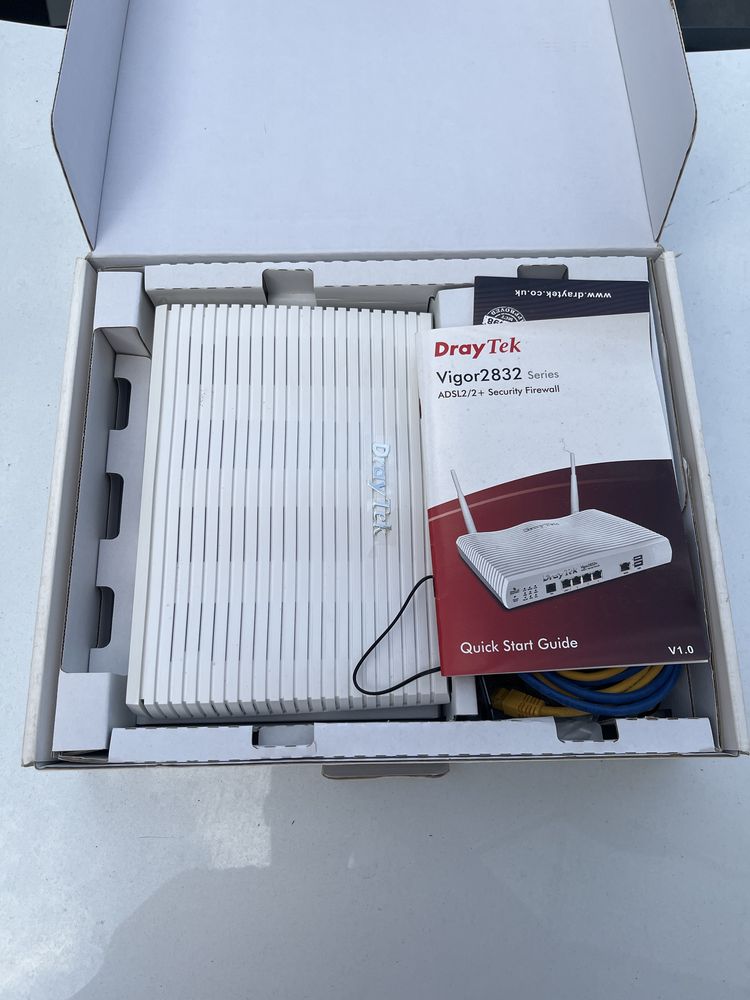 Router / Firewall DrayTek Vigor2832