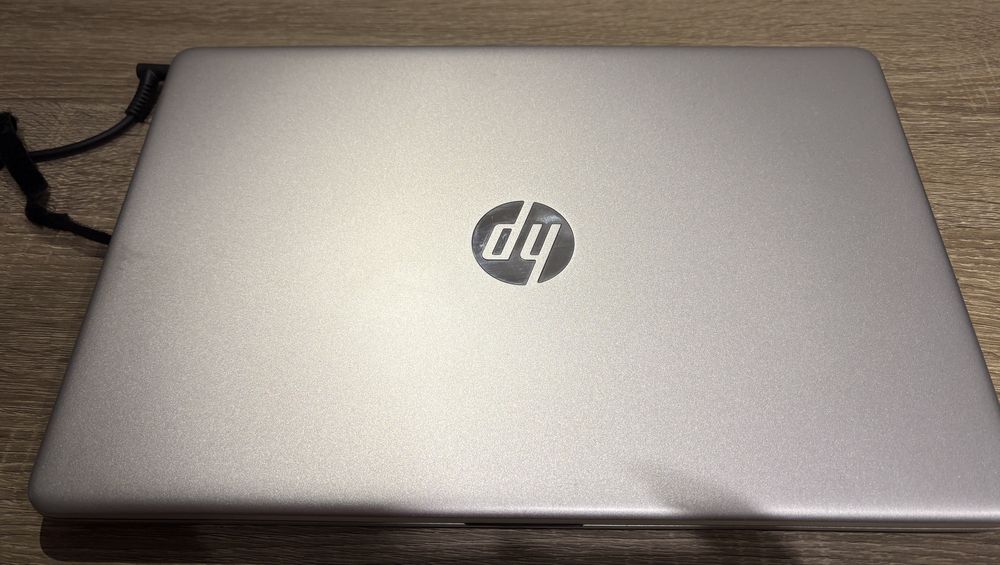 Ноутбук HP 15s-eq2069ns(+ мишка Razer Deathadder v2 mini)