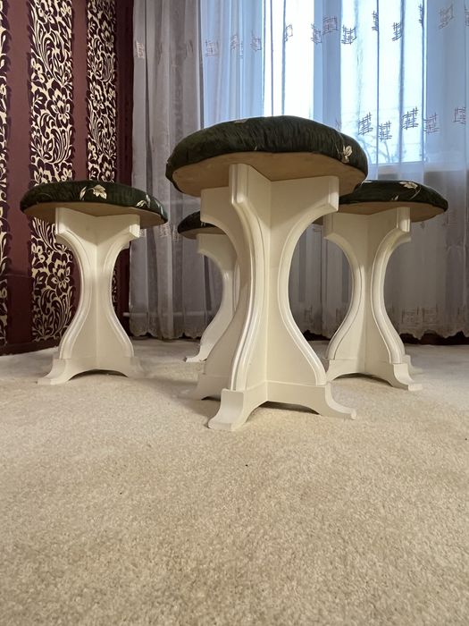 Комплект з 4х стільців