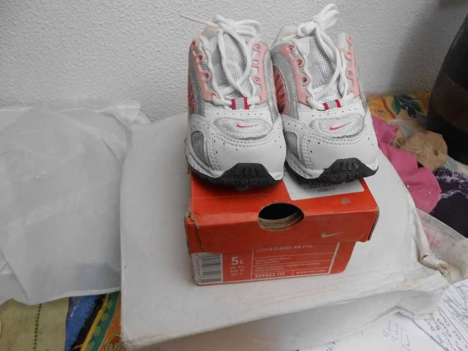 sapatilhas Nike original tamanho 21 novas