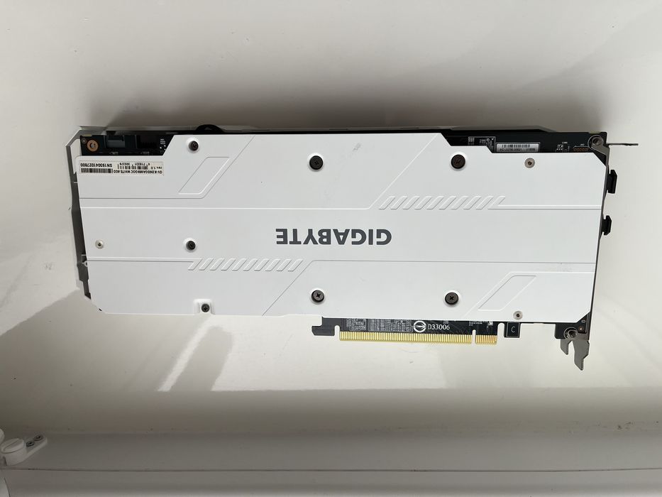 GIGABYTE rtx 2060 White Edition – Limited Edition