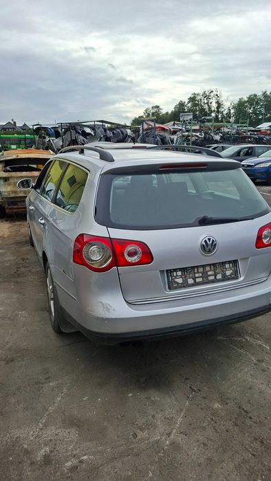 VW Passat b6 kombi LA7W drzwi maska klapa zderzak błotnik lampa części