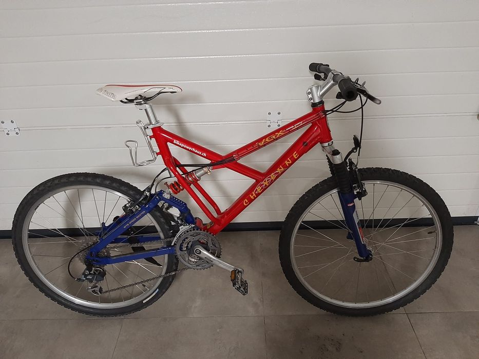 Bicicleta Cheyenne GTX com suspensão total