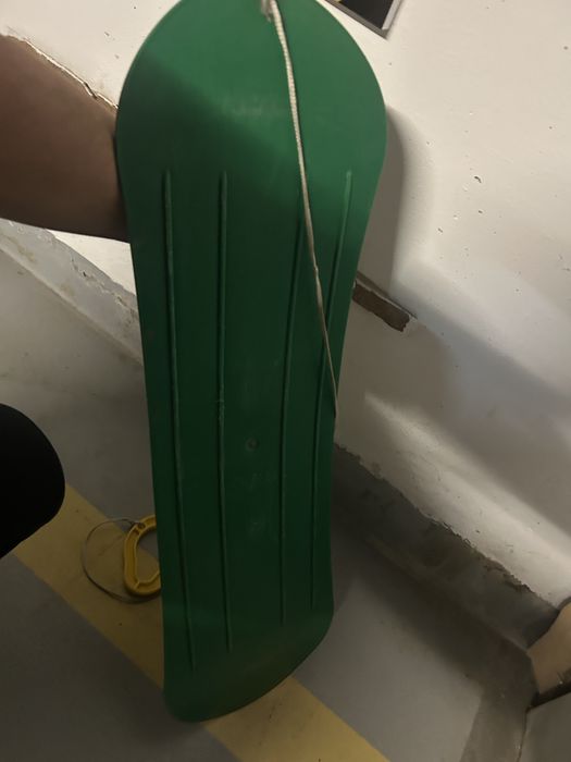 Ślizg sanki snowboard