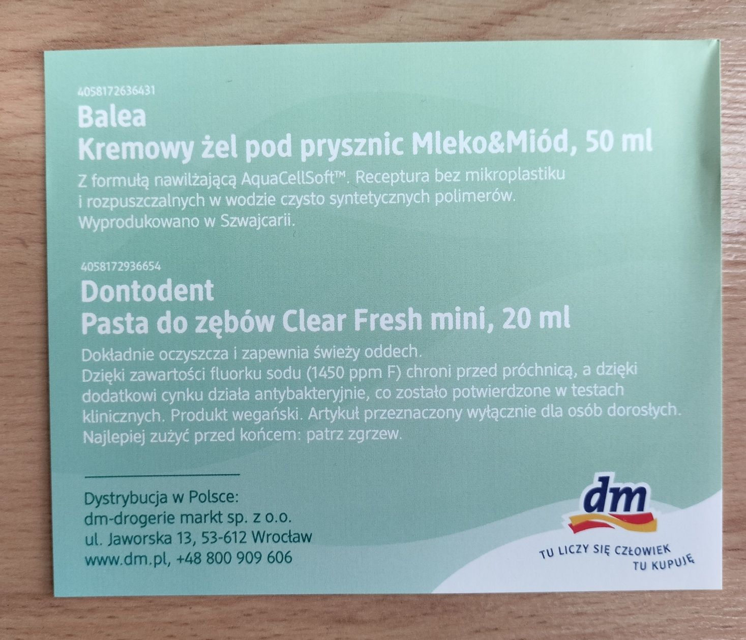 Zestaw podróżny - żel pod prysznic 50ml, pasta do zębów 20ml, chustecz