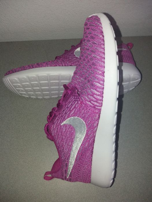 Nike Rosherun Flyknit n.º 40,5 - NOVAS e ORIGINAIS