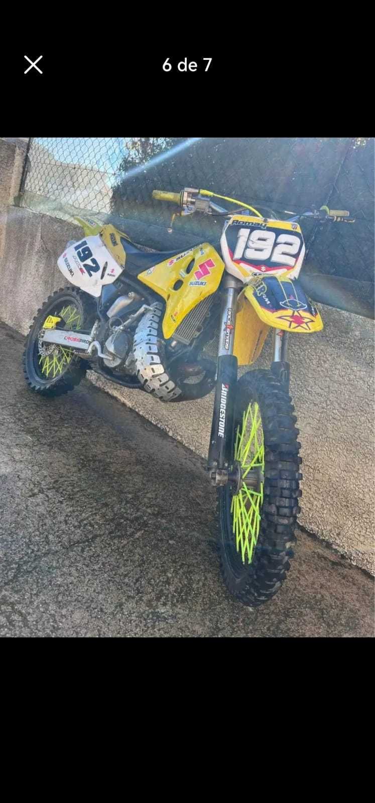 Suzuki RM 250/ não matrículada