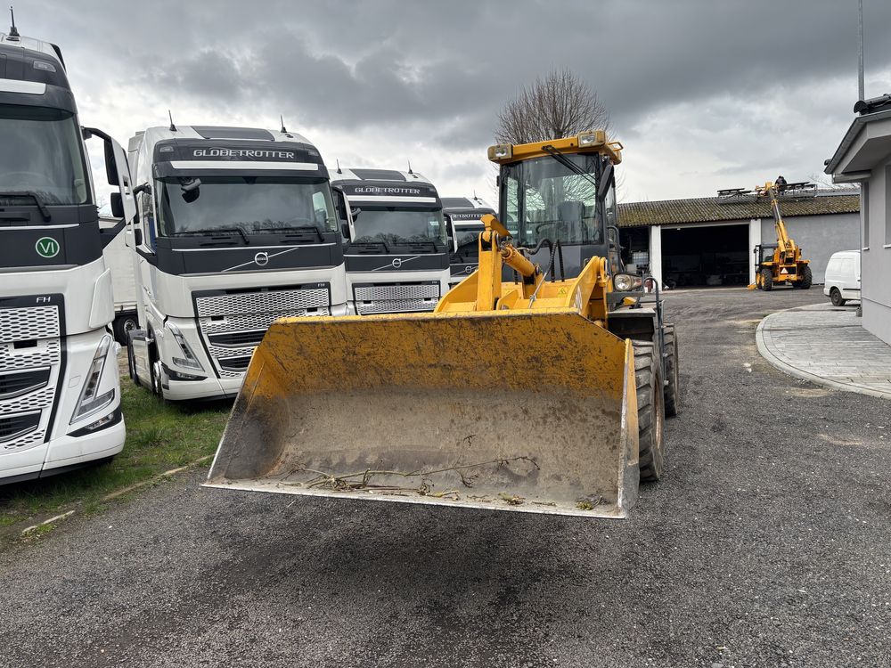 Ładowarka kołowa Atlas terex volvo jcb