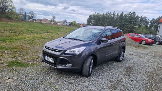 Ford KUGA 4x4 Titanium