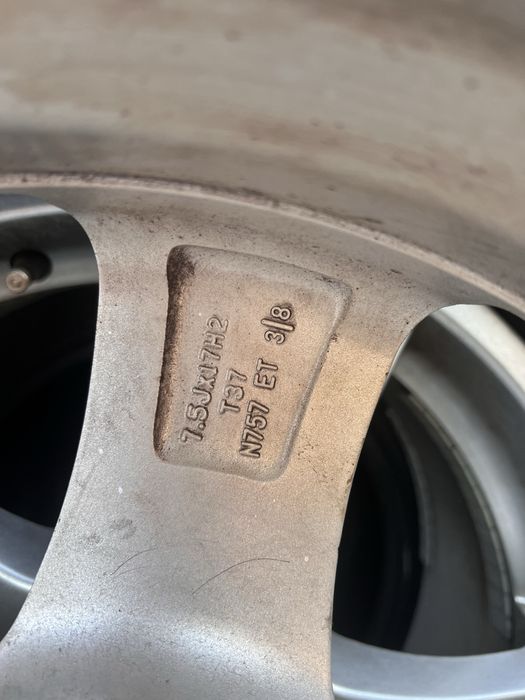 Продам диски до Audi R17