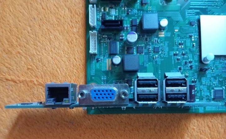 Плата від моноблоку