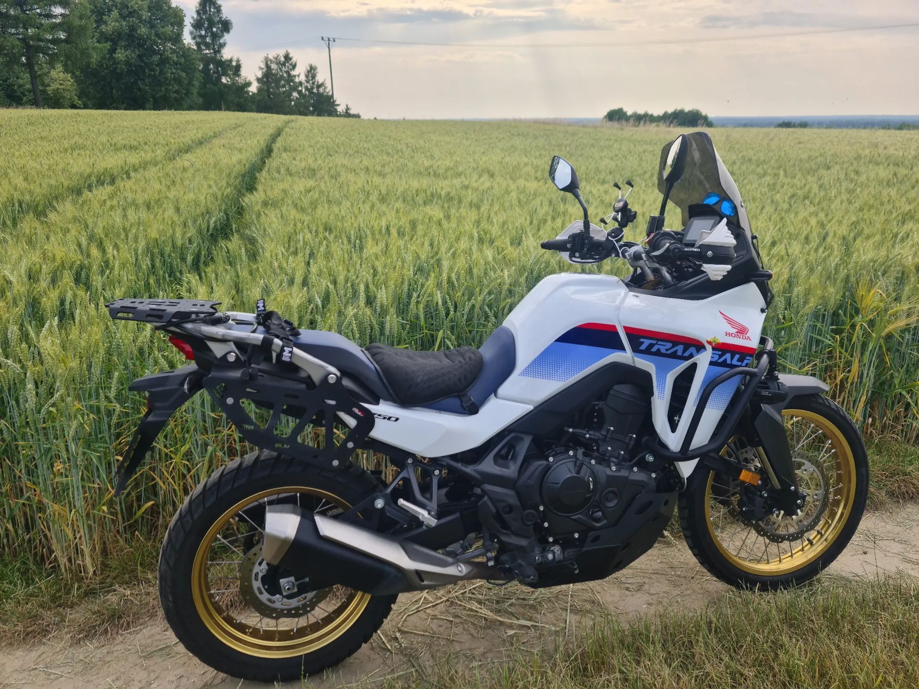 Honda Transalp Honda Transalp 750 PL salon, pierwszy właściciel, gotowy do jazdy.