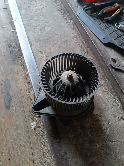 Моторчик вентилятор пічки Fiat Punto 2