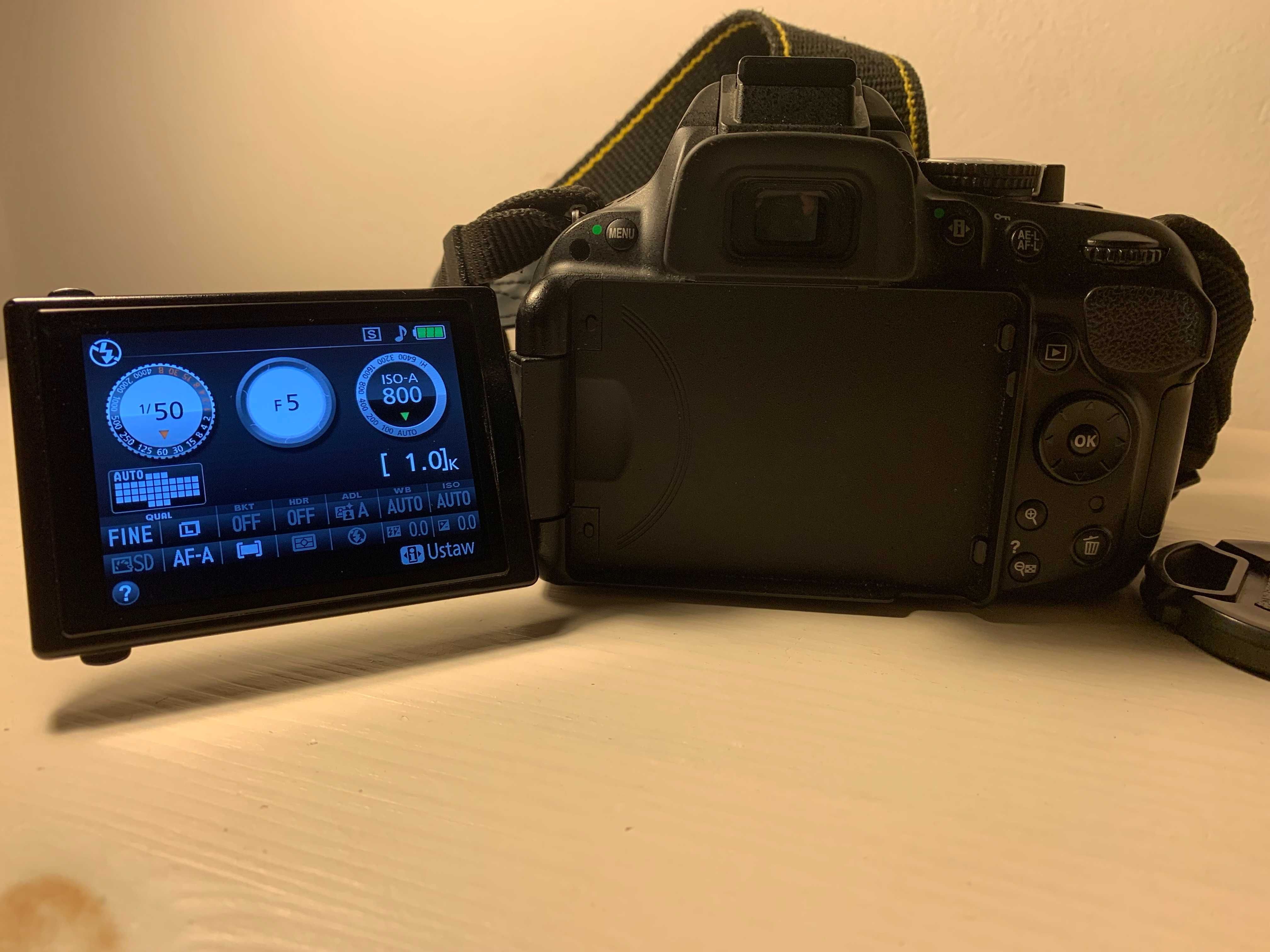 Lustrzanka Nikon D5200 wraz z obiektywem Af-S Nikon 18-55, zestaw.