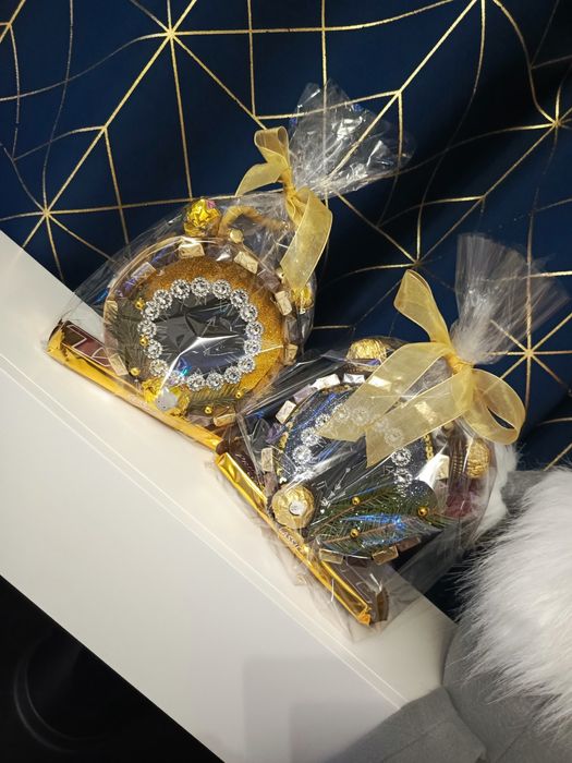 Prezent  słodki czekoladki urodziny upominek okazja