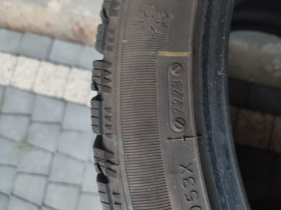 Opony zimowe Taurus 245/40/R18 , 2023r