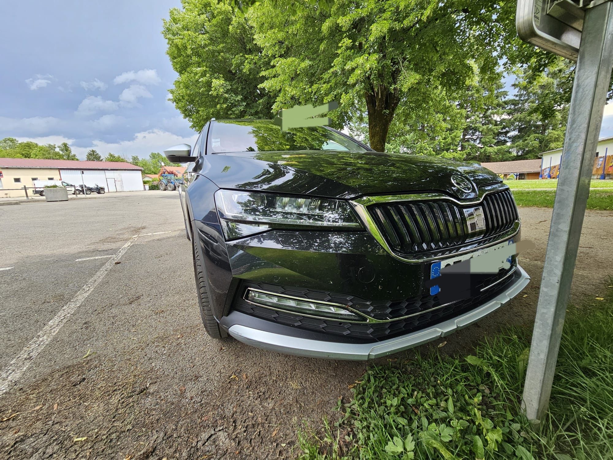 Superb scout 2.0 TDI 200 KM