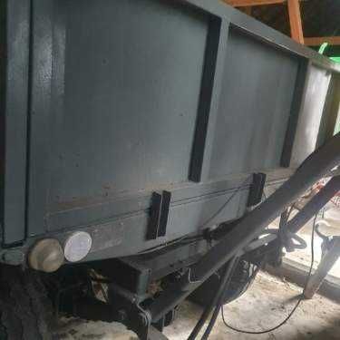 Przyczepa rolnicza wywrotka 8t, sprawna, zarejestrowana, dowóz do 30km