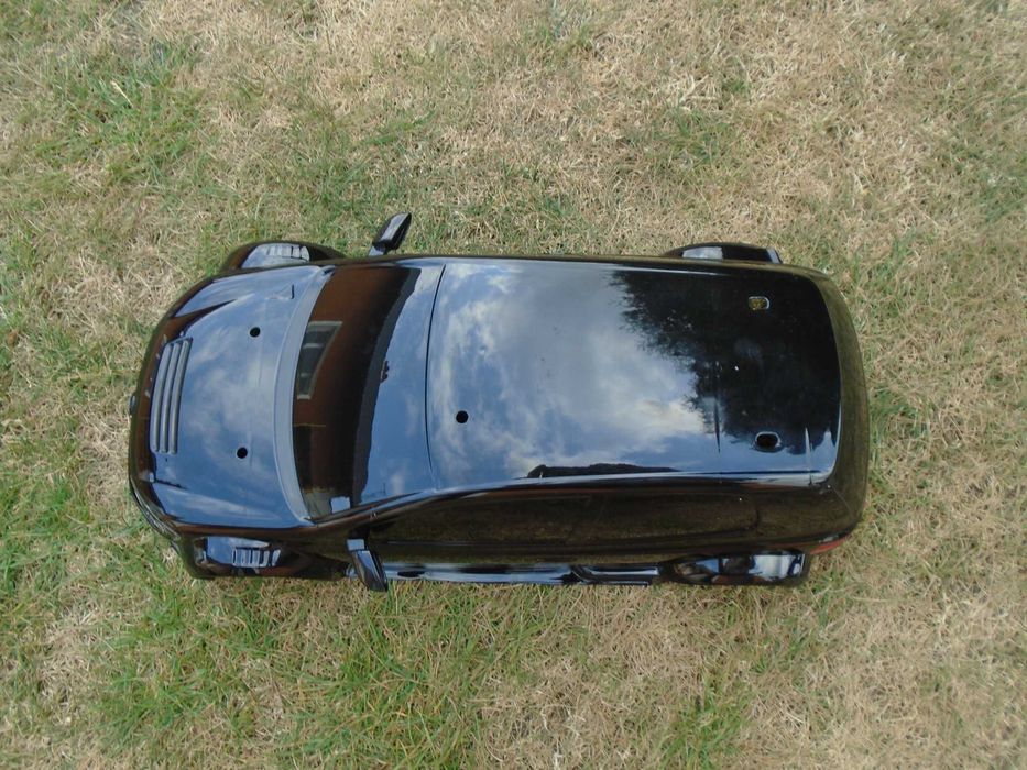 Karoseria Volkswagen  VW GOLF GTI  24 1:10 Tamiya  190 mm Modele RC