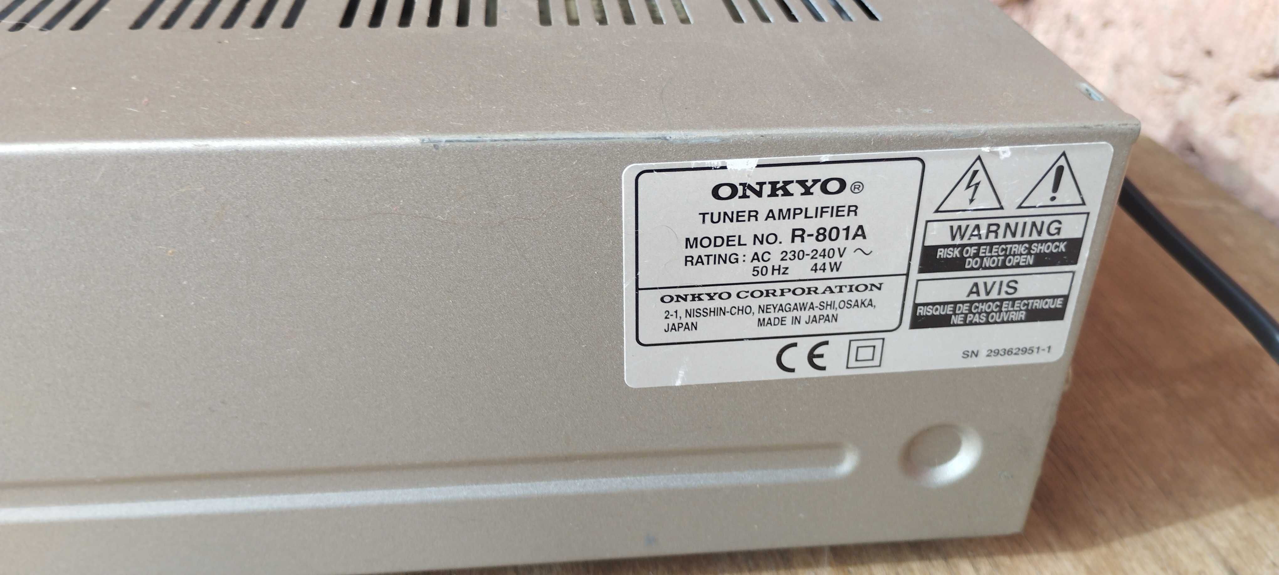Міні ситема Onkyo R-801A  підсилювач плеєр
