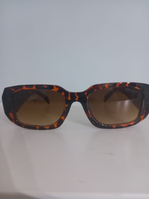 Okulary przeciwsłoneczne Prada