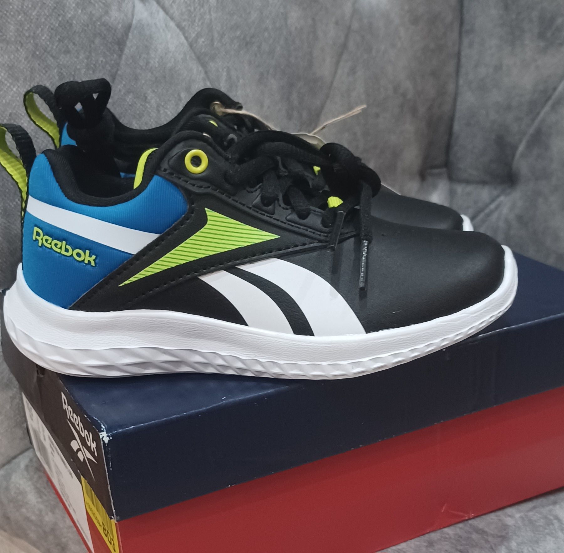 Buty sportowe Reebok rozmiar 27..