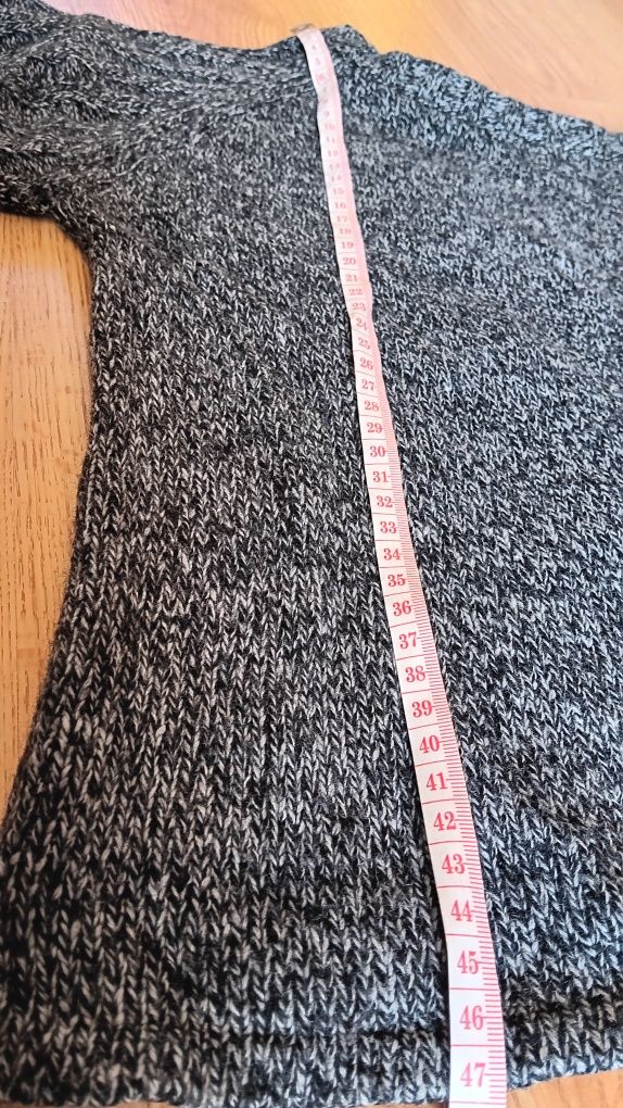 Sweterek ,wełna Reserved r.36/38