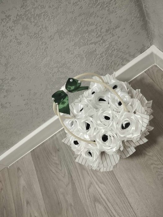 Букети з атласної стрічки