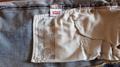 Продам оригинальные джинсы LEVIS 501 W30 L34 (48р)