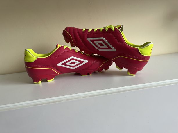 Оригінал, професійні футбольні Бутси Umbro 42,5р.  27см.