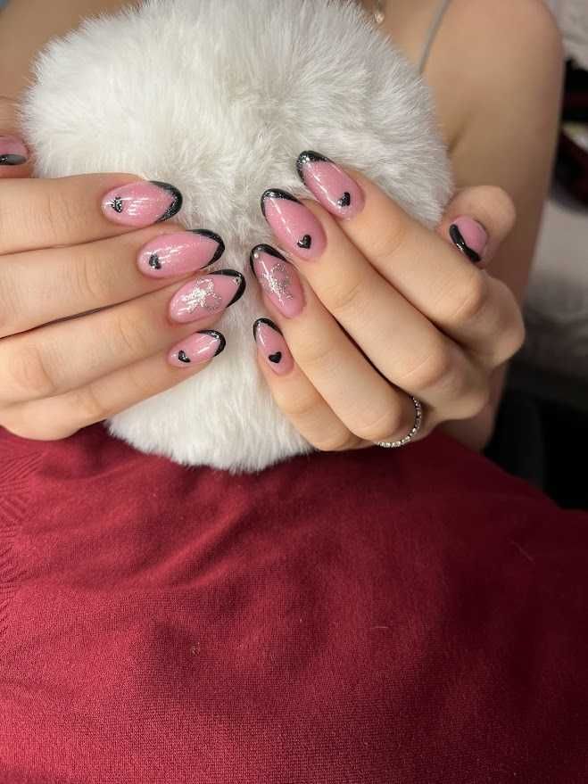 Manicure hybrydowy, przedłużanie paznokci