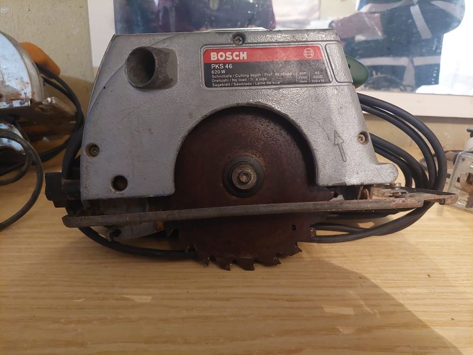 Serra circular Bosch PKS46
