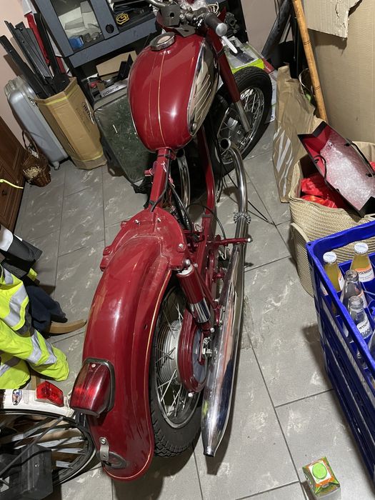 Motocykl JAWA 350 ideał