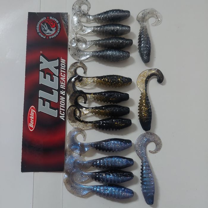Przynęta Berkley Flex Grub Shad 3" 7,5 cm  -  15 sztuk